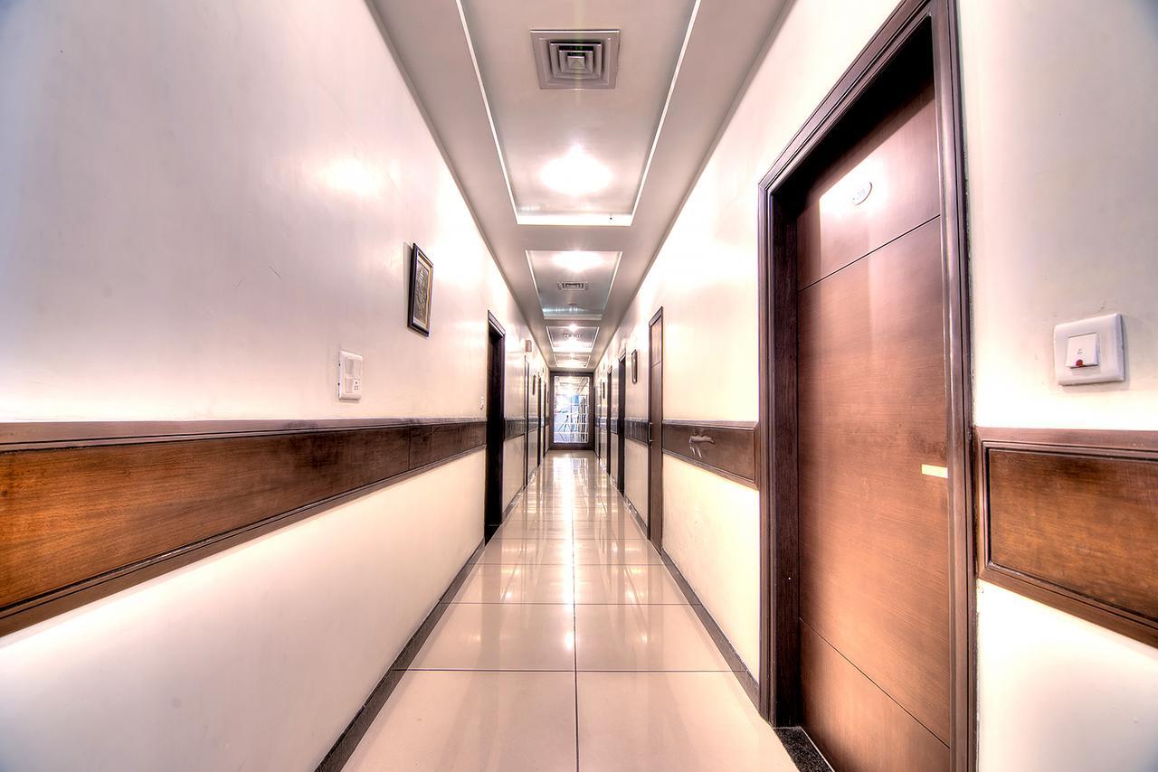 Vivo Hotels Jalandhar Luaran gambar